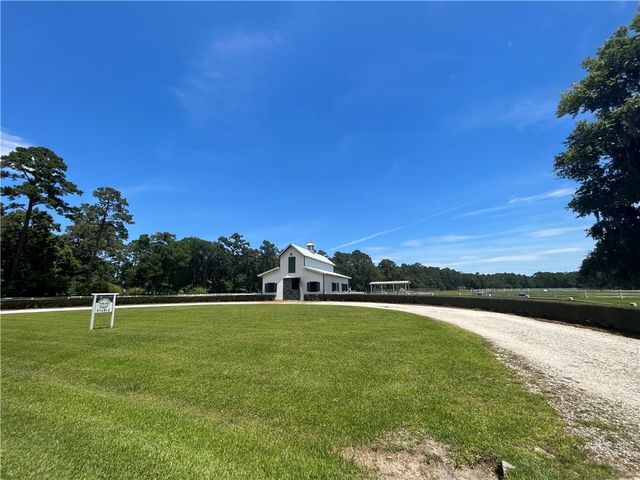 1359 Sapelo Circle NE, Townsend, GA 31331