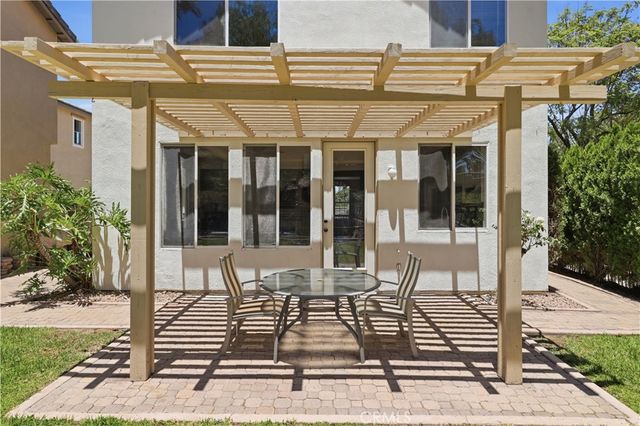 100 Lydia Lane, Corona, CA 92882