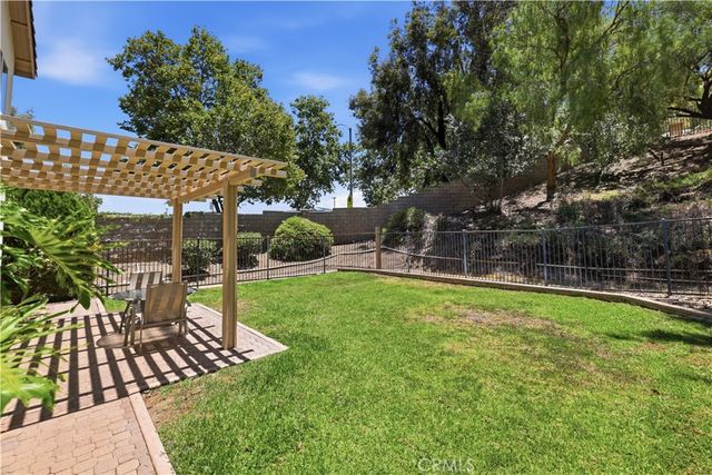 100 Lydia Lane, Corona, CA 92882