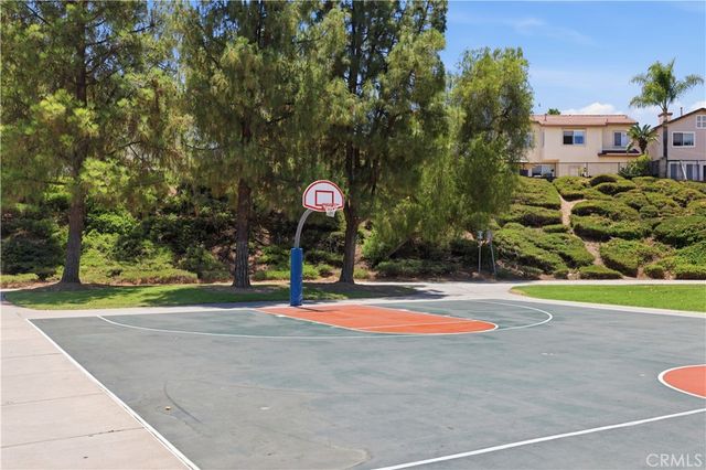 100 Lydia Lane, Corona, CA 92882