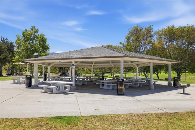 100 Lydia Lane, Corona, CA 92882