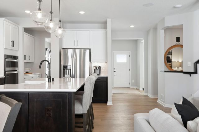 6284 61st Street S, Cottage Grove, MN 55016