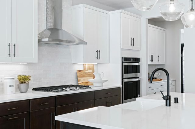 6284 61st Street S, Cottage Grove, MN 55016