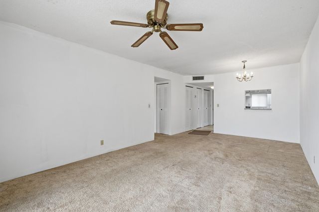 7900 NW 50th Street 204, Lauderhill, FL 33351