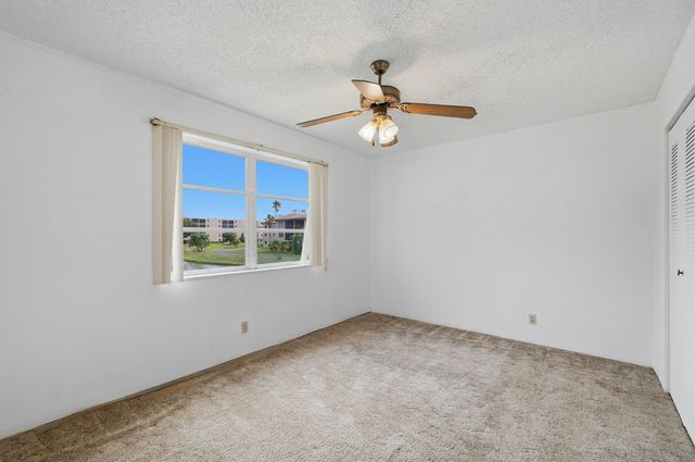 7900 NW 50th Street 204, Lauderhill, FL 33351