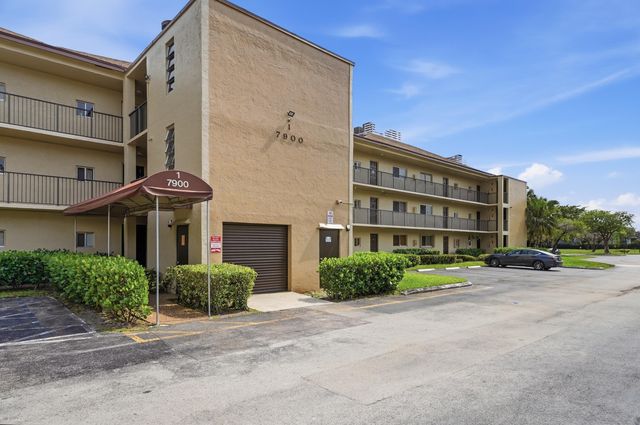 7900 NW 50th Street 204, Lauderhill, FL 33351