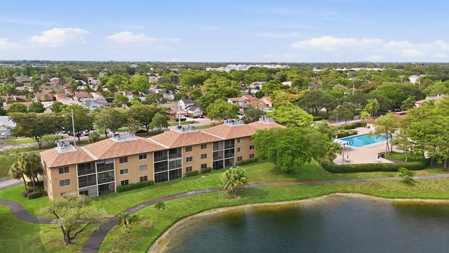 7900 NW 50th Street 204, Lauderhill, FL 33351