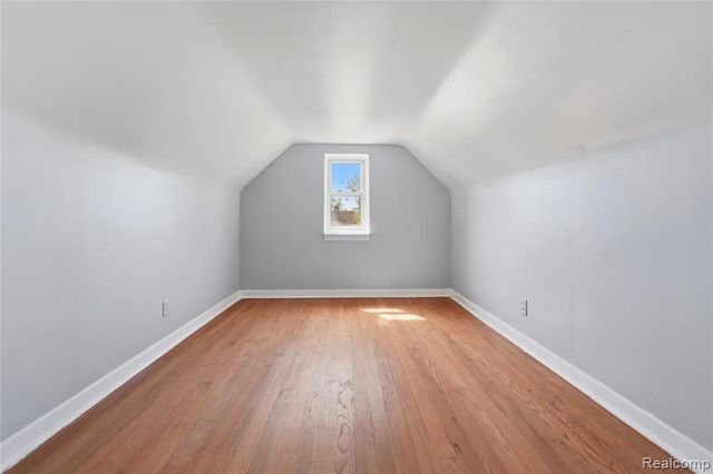 18708 Robson Street, Detroit, MI 48235