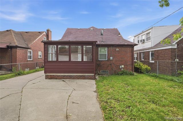 18708 Robson Street, Detroit, MI 48235