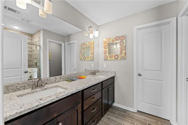 1309 N 158th Terrace, Basehor, KS 66007