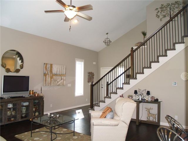 1309 N 158th Terrace, Basehor, KS 66007