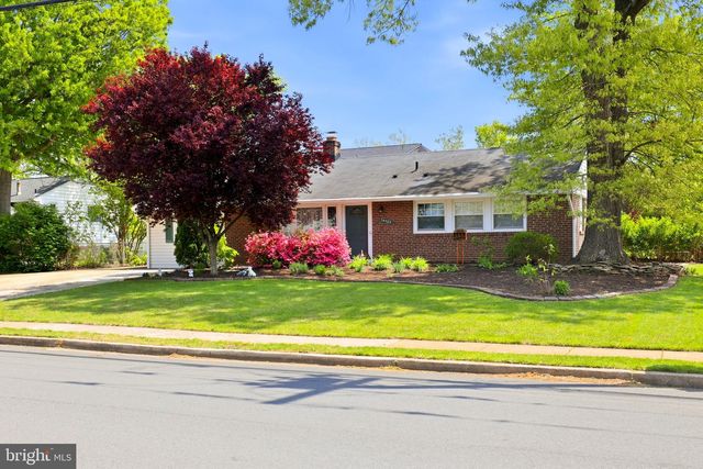 14703 CARLBERN DR, Centreville, VA 20120