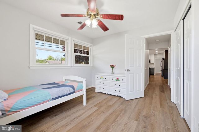 14703 CARLBERN DR, Centreville, VA 20120