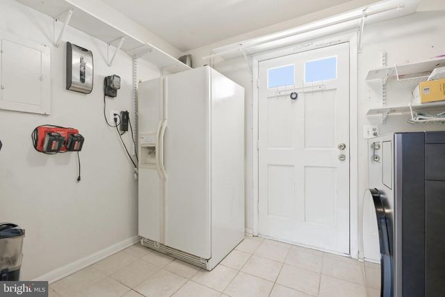 14703 CARLBERN DR, Centreville, VA 20120