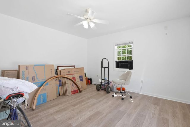 14703 CARLBERN DR, Centreville, VA 20120