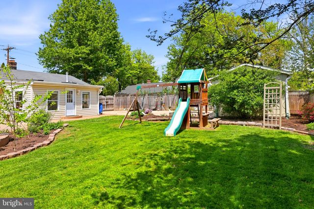 14703 CARLBERN DR, Centreville, VA 20120