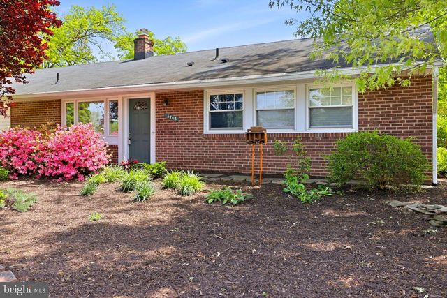 14703 CARLBERN DR, Centreville, VA 20120