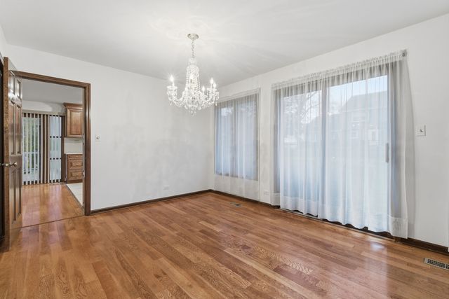 1889 Winkler Court, Lisle, IL 60532