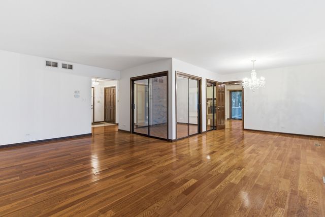 1889 Winkler Court, Lisle, IL 60532