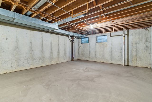 1889 Winkler Court, Lisle, IL 60532