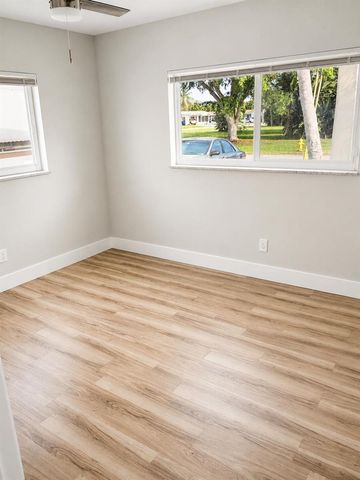 4827 NW 43RD Court, Lauderdale Lakes, FL 33319