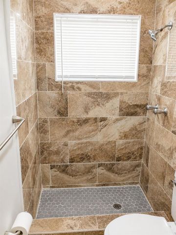 4827 NW 43RD Court, Lauderdale Lakes, FL 33319