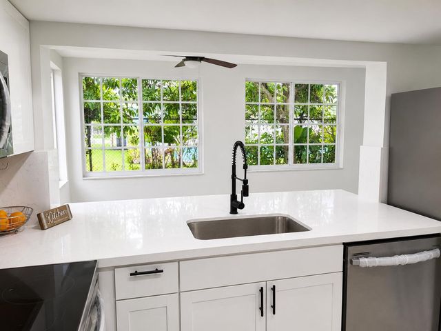 4827 NW 43RD Court, Lauderdale Lakes, FL 33319