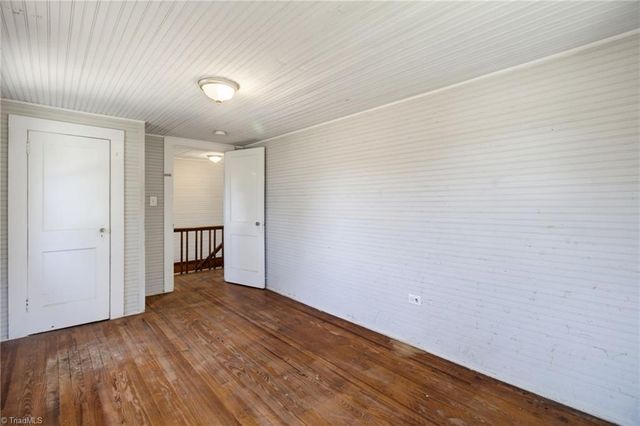 300 New Street, High Point, NC 27260