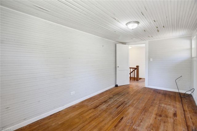 300 New Street, High Point, NC 27260