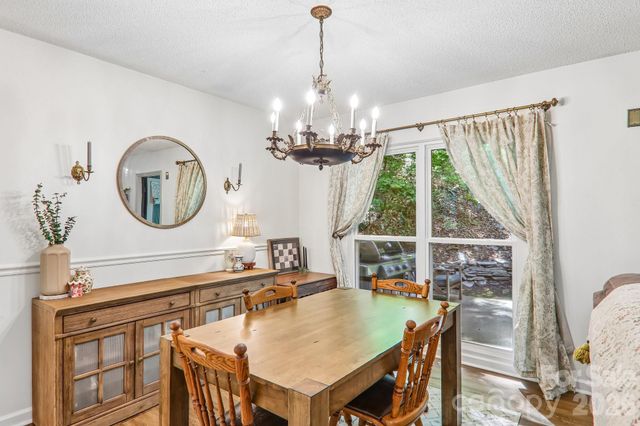 401 Heather Marie Drive, Hendersonville, NC 28792