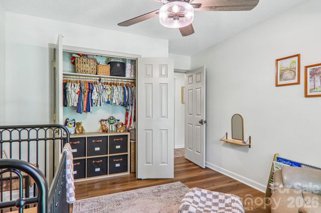 401 Heather Marie Drive, Hendersonville, NC 28792