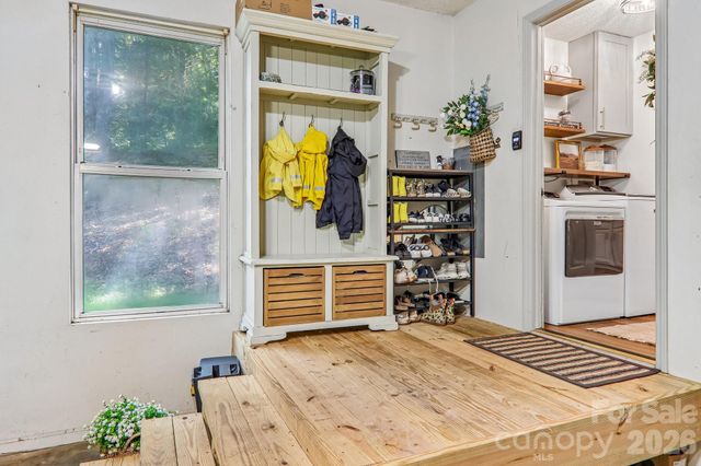 401 Heather Marie Drive, Hendersonville, NC 28792