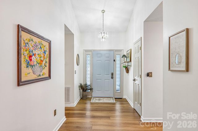 401 Heather Marie Drive, Hendersonville, NC 28792