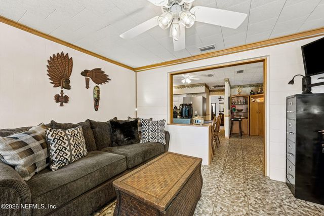 110 SHAFFER Avenue, Crescent City, FL 32112
