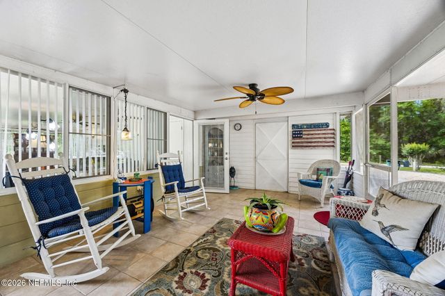 110 SHAFFER Avenue, Crescent City, FL 32112