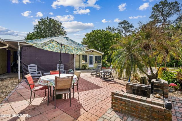 110 SHAFFER Avenue, Crescent City, FL 32112