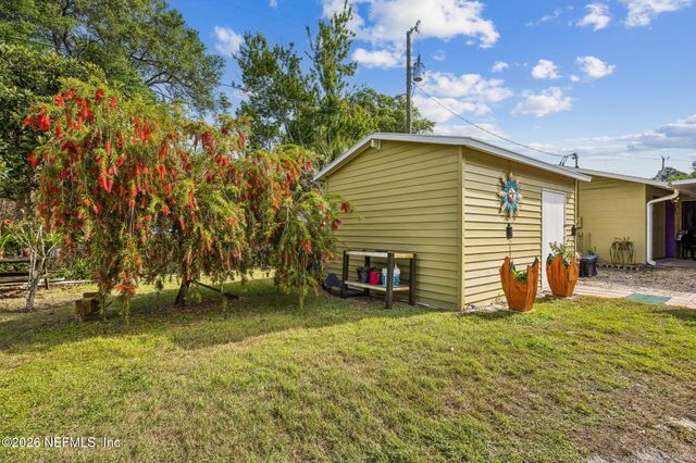110 SHAFFER Avenue, Crescent City, FL 32112