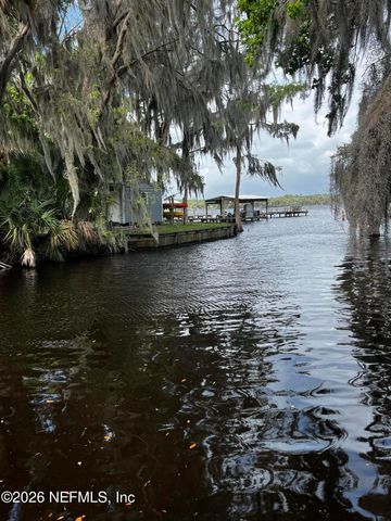 110 SHAFFER Avenue, Crescent City, FL 32112