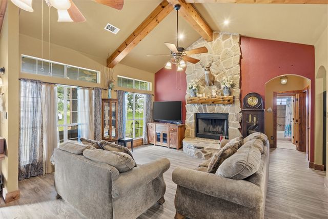 13733 County Road 109, Kaufman, TX 75142