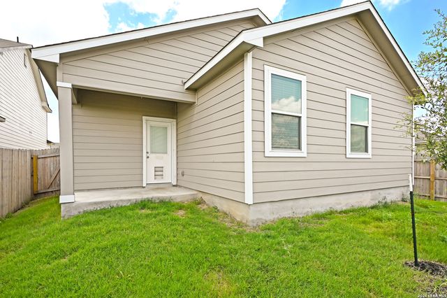2943 ANGELOU ST, New Braunfels, TX 78130