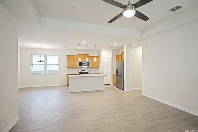 2943 ANGELOU ST, New Braunfels, TX 78130
