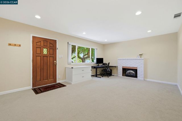 1501 Lassen Ct, Vallejo, CA 94591