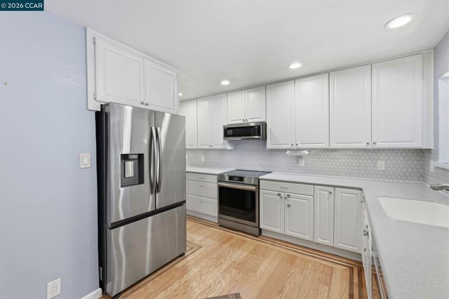1501 Lassen Ct, Vallejo, CA 94591