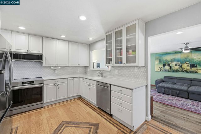 1501 Lassen Ct, Vallejo, CA 94591