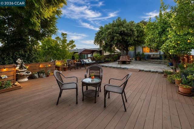 1501 Lassen Ct, Vallejo, CA 94591