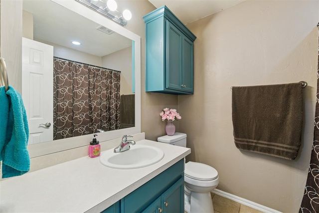 20071 Roman Road, Harrah, OK 73045