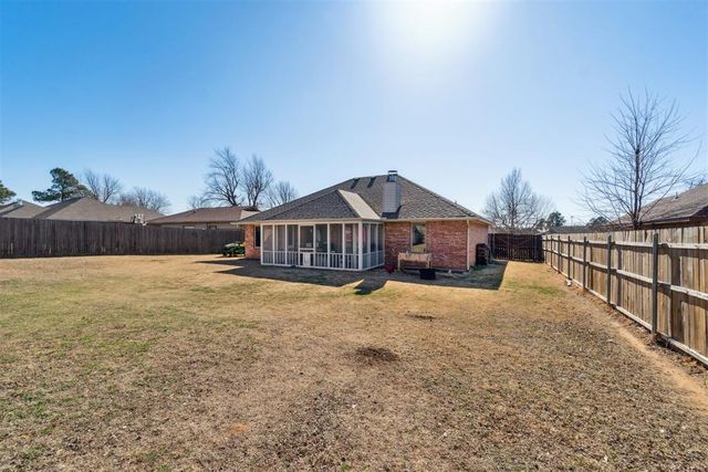20071 Roman Road, Harrah, OK 73045