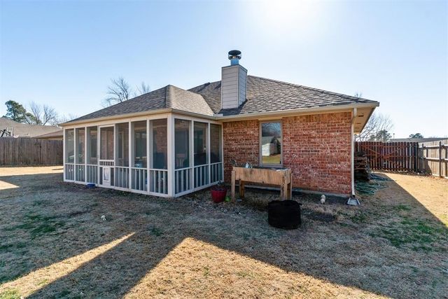 20071 Roman Road, Harrah, OK 73045
