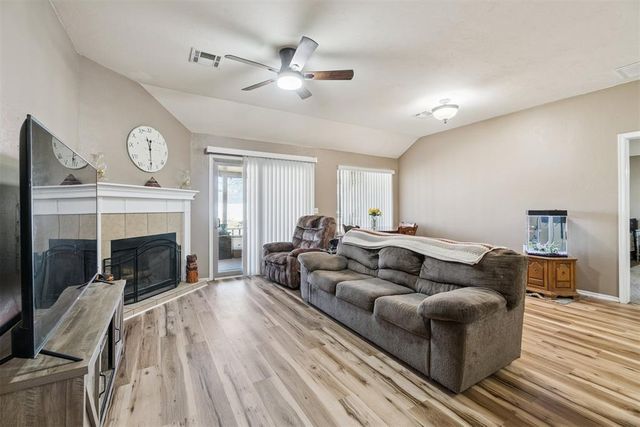 20071 Roman Road, Harrah, OK 73045