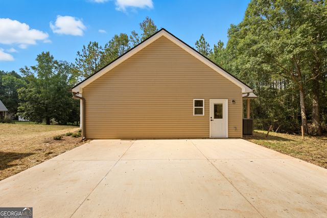 193 Tabitha Page Lane, Toccoa, GA 30577